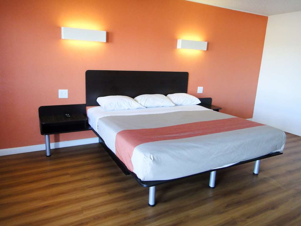 Motel 6-Clinton, Ok Room photo