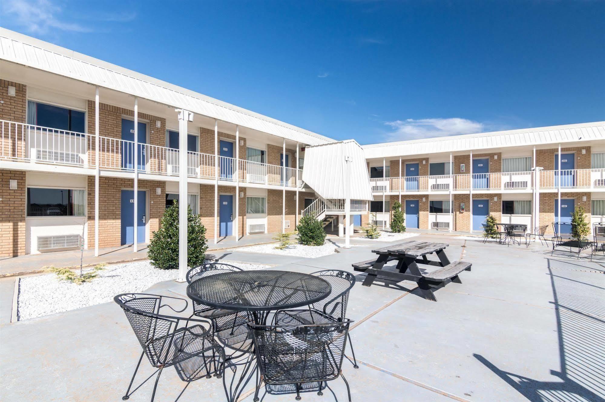 Motel 6-Clinton, Ok Exterior photo